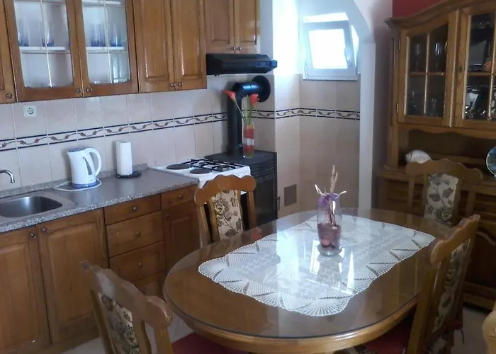 With Parking Space Vinisce, Trogir - 12248 アパート *